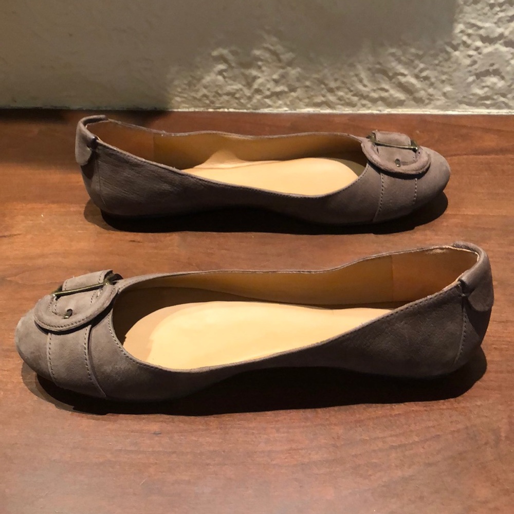 Nine West taupe flats with accent buckle